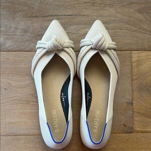 Rothy's Cream The Knot Point